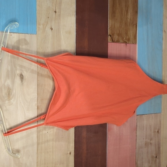 💜 5/$25 Medium orange forever 21 snap crotch bodysuit - Picture 1 of 3